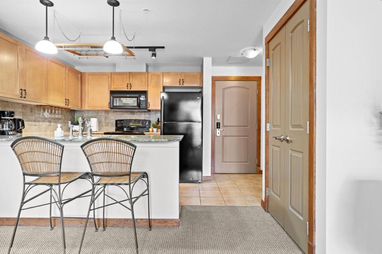 ⭐️ Luxury Mountain View Studio In Canmore ⭐️ Buitenkant foto