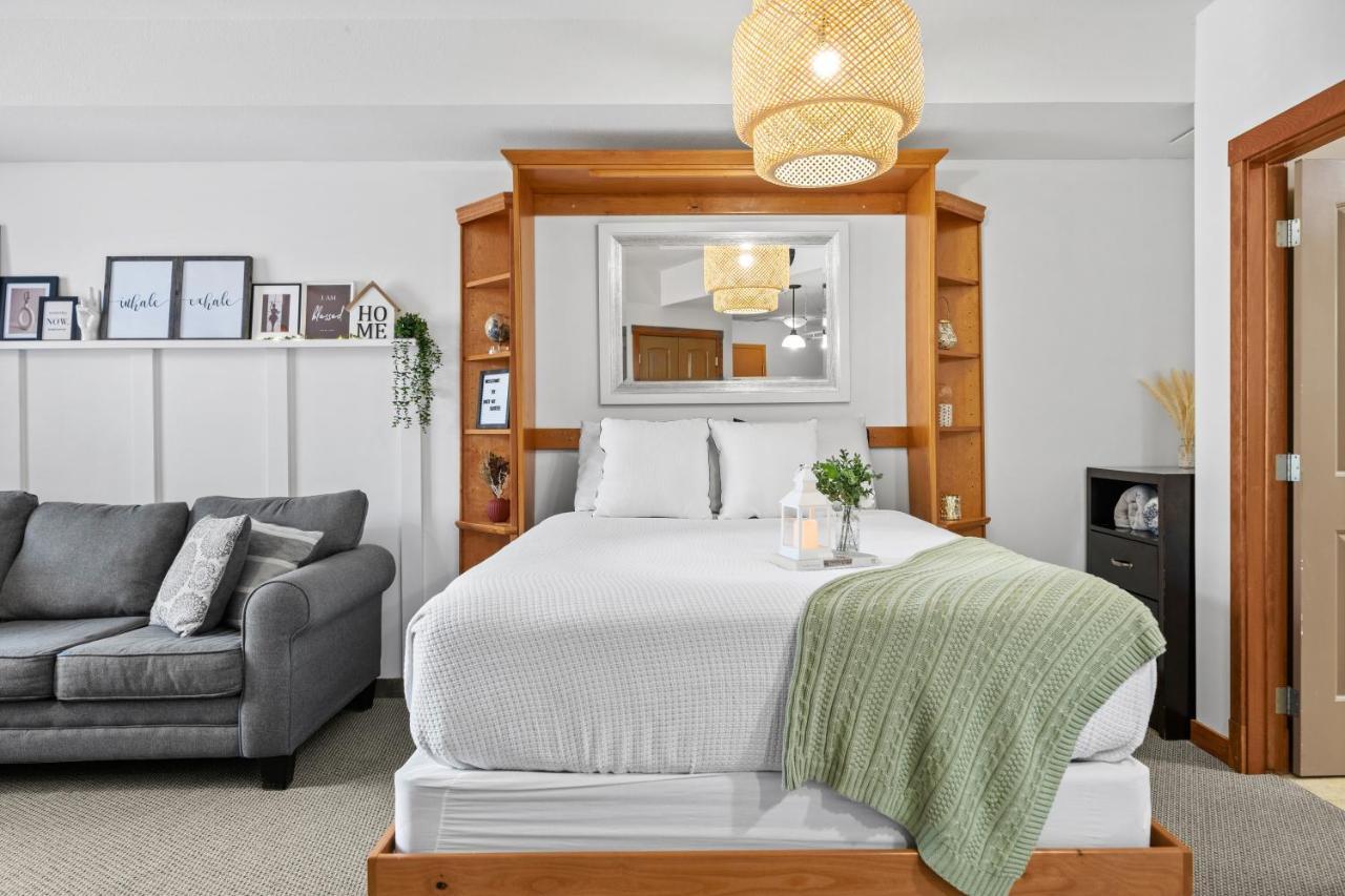 ⭐️ Luxury Mountain View Studio In Canmore ⭐️ Buitenkant foto