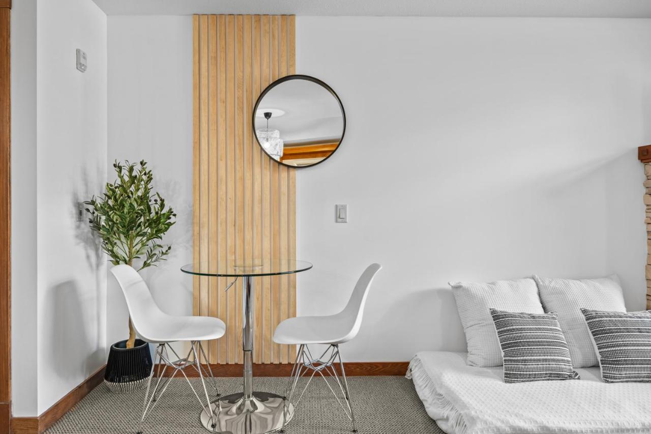 ⭐️ Luxury Mountain View Studio In Canmore ⭐️ Buitenkant foto