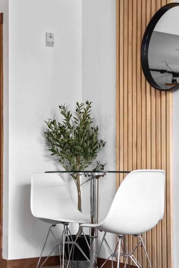 ⭐️ Luxury Mountain View Studio In Canmore ⭐️ Buitenkant foto