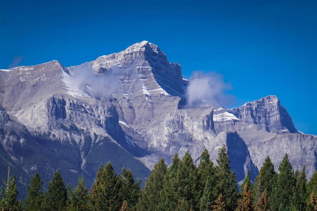 ⭐️ Luxury Mountain View Studio In Canmore ⭐️ Buitenkant foto